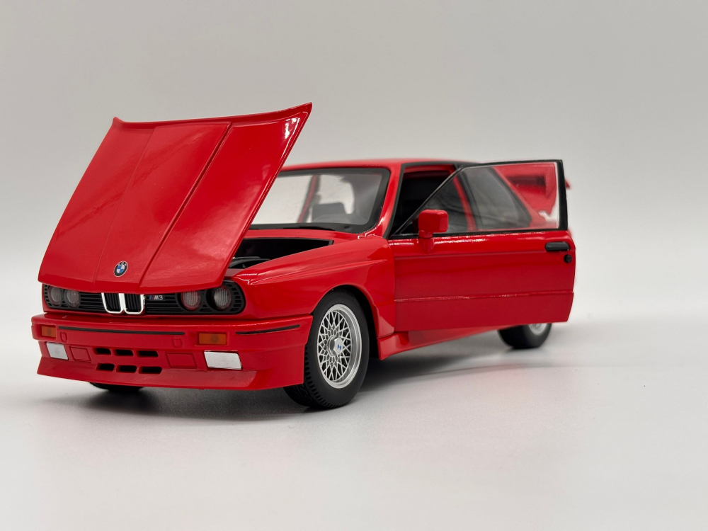 Automacheta BMW M3 E30 "Rechin", din Metal, cu Sunete, Lumini, Elemente Mobile, 20 cm [9]