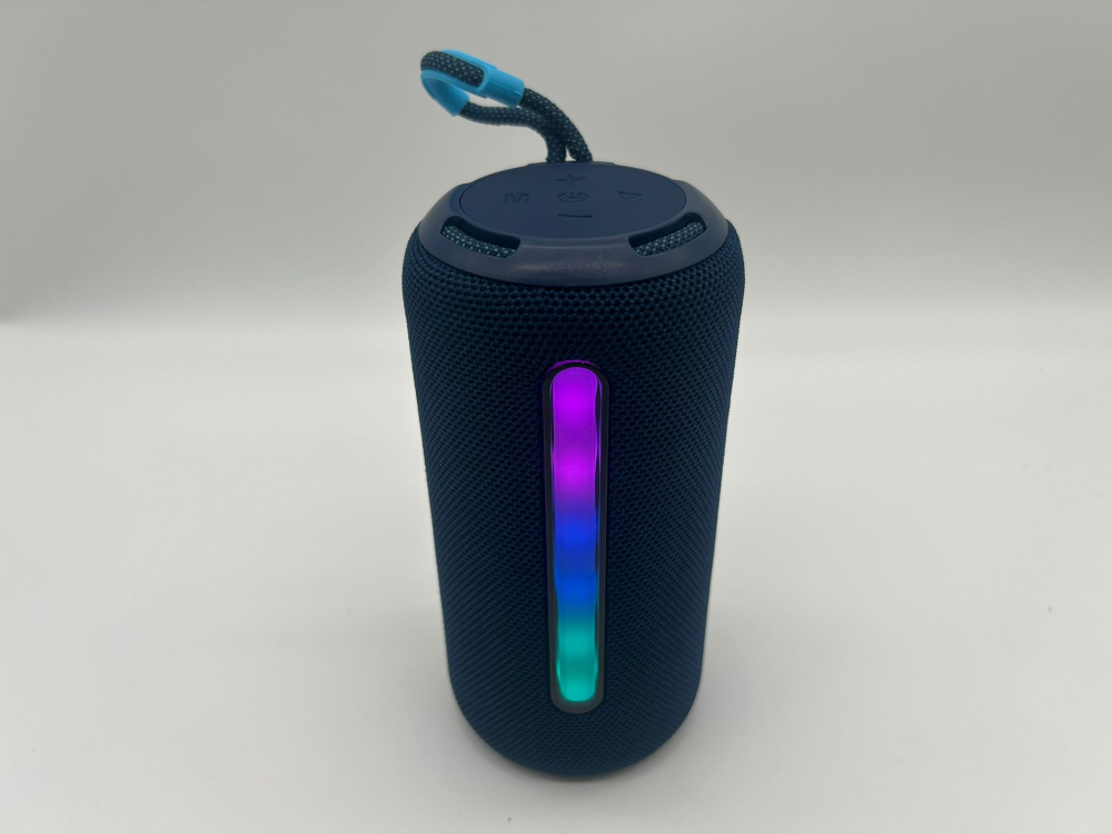Boxă Portabilă Bluetooth cu Lumină RGB, Sunet Premium, 17 cm, Playtime 3h, Type-C, USB și TF [8]