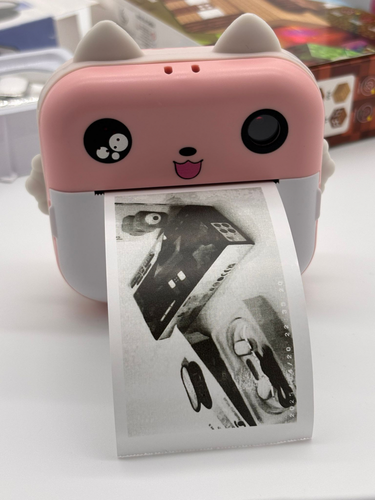 Camera Foto Digitala pentru Copii cu imprimare instant – Ecran HD, Filmare, Jocuri, Cablu Tip C, Curea și 3 Role incluse [7]
