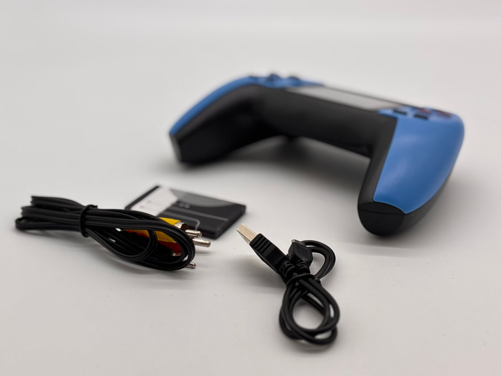 Consolă Retro Portabilă cu 520 Jocuri, Conectare TV prin Cablu AV, Ecran 7.5 cm, Baterie Li-Ion Reîncărcabilă, 1020 mAh [6]