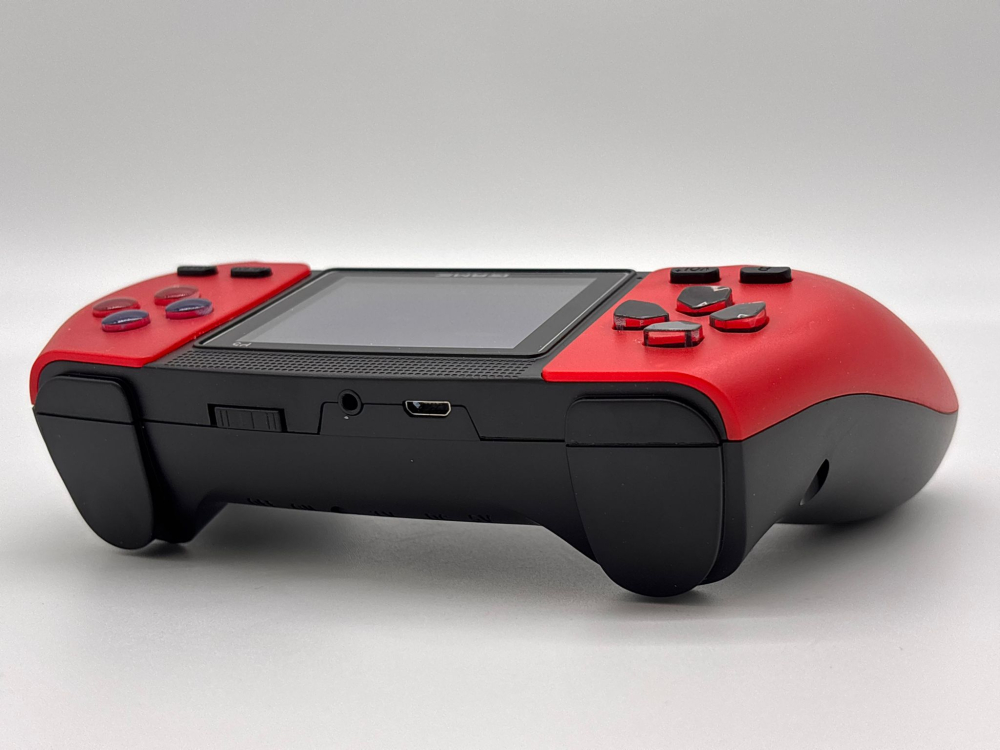 Consolă Retro Portabilă cu 520 Jocuri, Conectare TV prin Cablu AV, Ecran 7.5 cm, Baterie Li-Ion Reîncărcabilă, 1020 mAh [9]