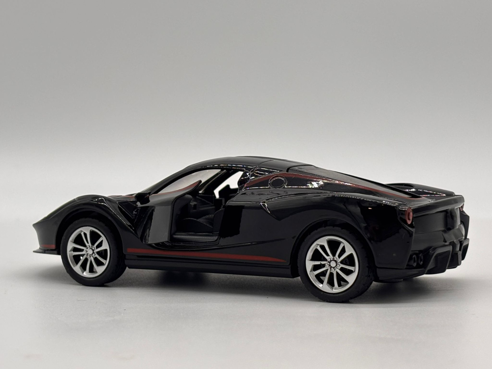 Automachetă Ferrari LaFerrari din Metal, 1:32, Funcție Pull-Back, Uși Deschizătoare, Lumină și Sunet, 15 cm [5]