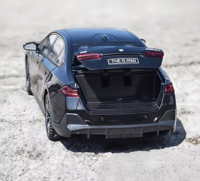 Macheta BMW i5 M60 din Metal – 20,5 cm, cu Sunete, Lumini, Funcție Pull-Back și Roți Direcționabile [4]