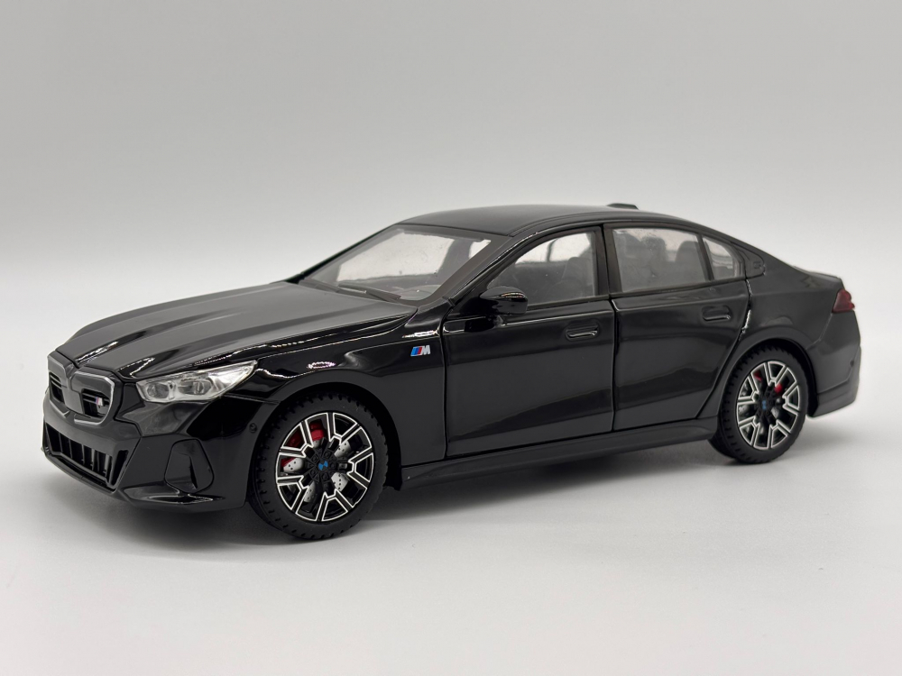 Macheta BMW i5 M60 din Metal – 20,5 cm, cu Sunete, Lumini, Funcție Pull-Back și Roți Direcționabile [23]