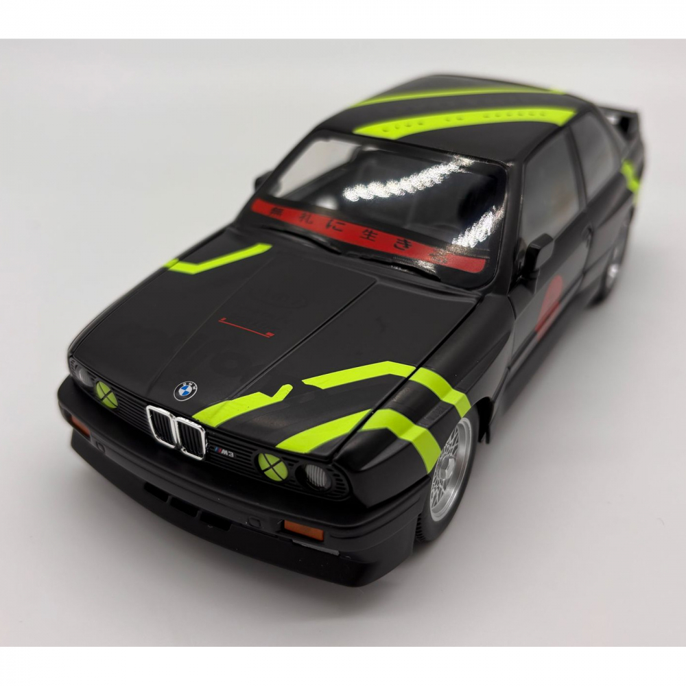 Macheta BMW M3 E30, din Metal cu Sunete, Lumini, Functie Pull-Back, Usi, Capota si Portbagaj Deschizatoare si Detalii Realistice [14]