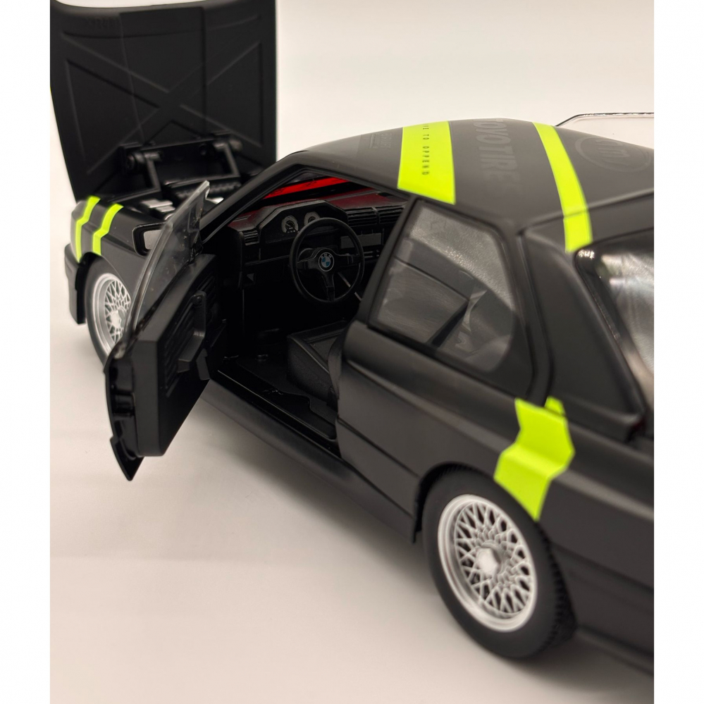 Macheta BMW M3 E30, din Metal cu Sunete, Lumini, Functie Pull-Back, Usi, Capota si Portbagaj Deschizatoare si Detalii Realistice [11]