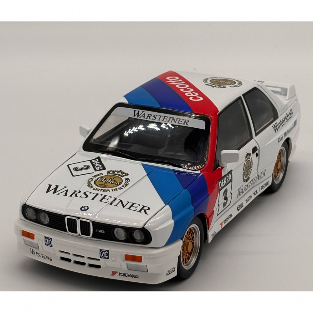 Macheta BMW M3 E30, din Metal cu Sunete, Lumini, Functie Pull-Back, Usi, Capota si Portbagaj Deschizatoare si Detalii Realistice [10]