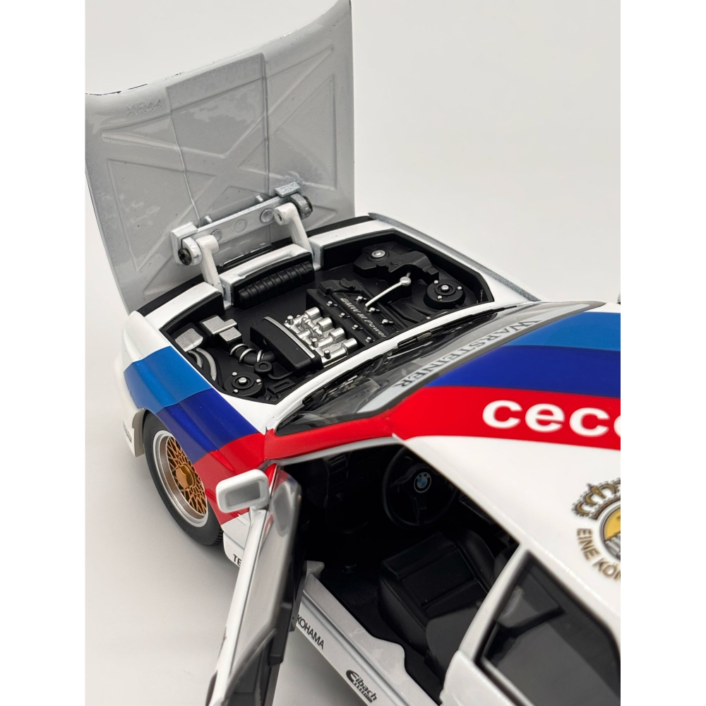 Macheta BMW M3 E30, din Metal cu Sunete, Lumini, Functie Pull-Back, Usi, Capota si Portbagaj Deschizatoare si Detalii Realistice [6]