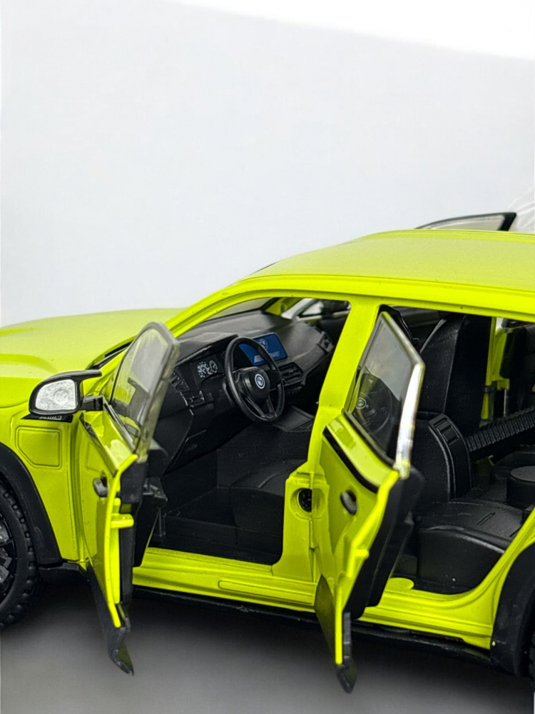 Macheta BMW XM, Fum pe Baza de Apa, Grila, Faruri si Stopuri Luminoase, din Metal, cu Lumini si Sunete realistice de Motor si Alarma, Volan Functional, cu Functie Pull-Back, cu Functie de Deschidere a [18]