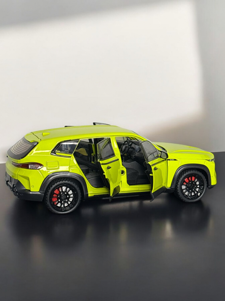 Macheta BMW XM, Fum pe Baza de Apa, Grila, Faruri si Stopuri Luminoase, din Metal, cu Lumini si Sunete realistice de Motor si Alarma, Volan Functional, cu Functie Pull-Back, cu Functie de Deschidere a [13]