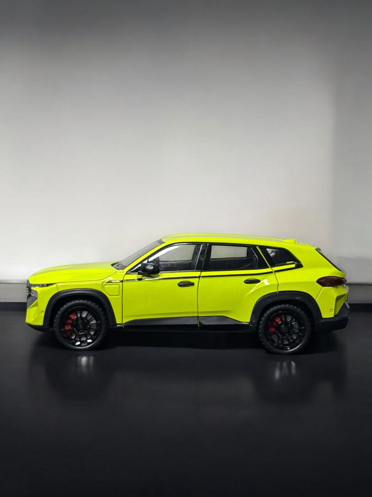 Macheta BMW XM, Fum pe Baza de Apa, Grila, Faruri si Stopuri Luminoase, din Metal, cu Lumini si Sunete realistice de Motor si Alarma, Volan Functional, cu Functie Pull-Back, cu Functie de Deschidere a [20]