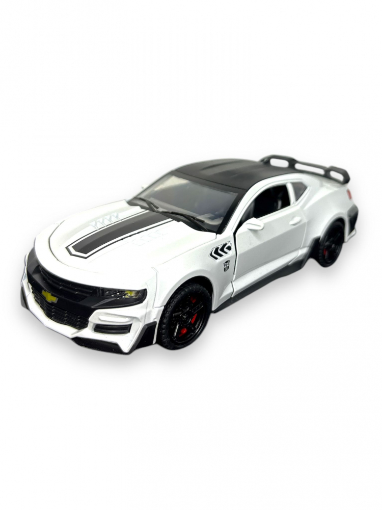 Macheta Chevrolet Camaro, din Metal, cu Lumini ( Faruri si Stopuri ) si Sunete realistice de Motor si Alarma, cu Functie Pull-Back, cu Functie de Deschidere a Usilor, Alb [4]