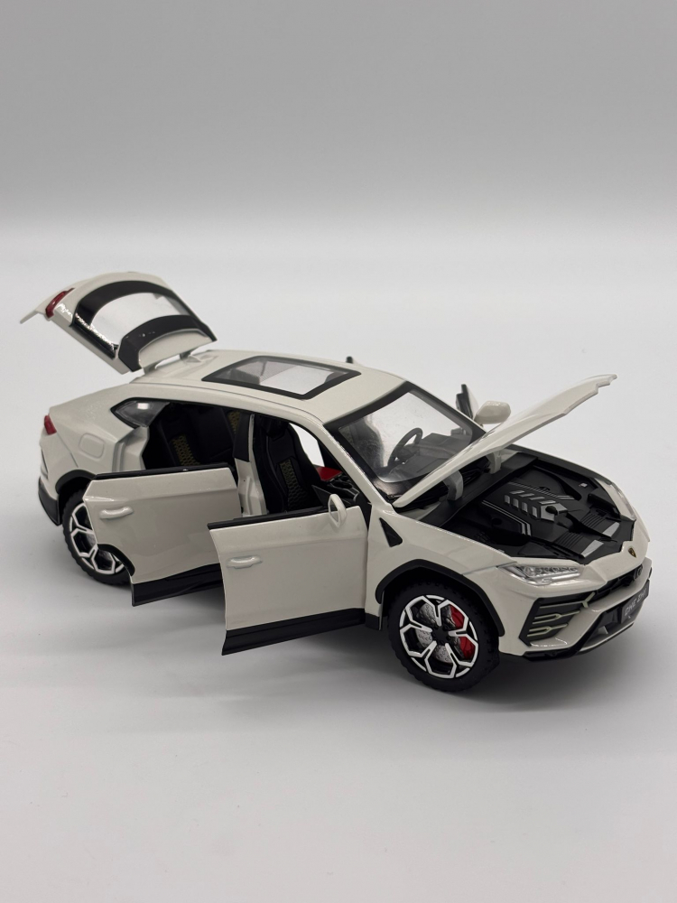 Macheta Lamborghini Urus, Fum pe Baza de Apa, din Metal, cu Lumini si Sunete realistice de Motor si Alarma, cu Functie Pull-Back, cu Functie de Deschidere a Usilor [7]