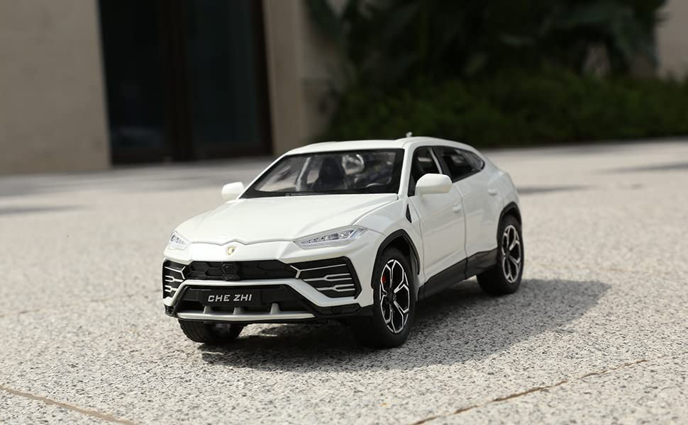 Macheta Lamborghini Urus, Fum pe Baza de Apa, din Metal, cu Lumini si Sunete realistice de Motor si Alarma, cu Functie Pull-Back, cu Functie de Deschidere a Usilor [4]