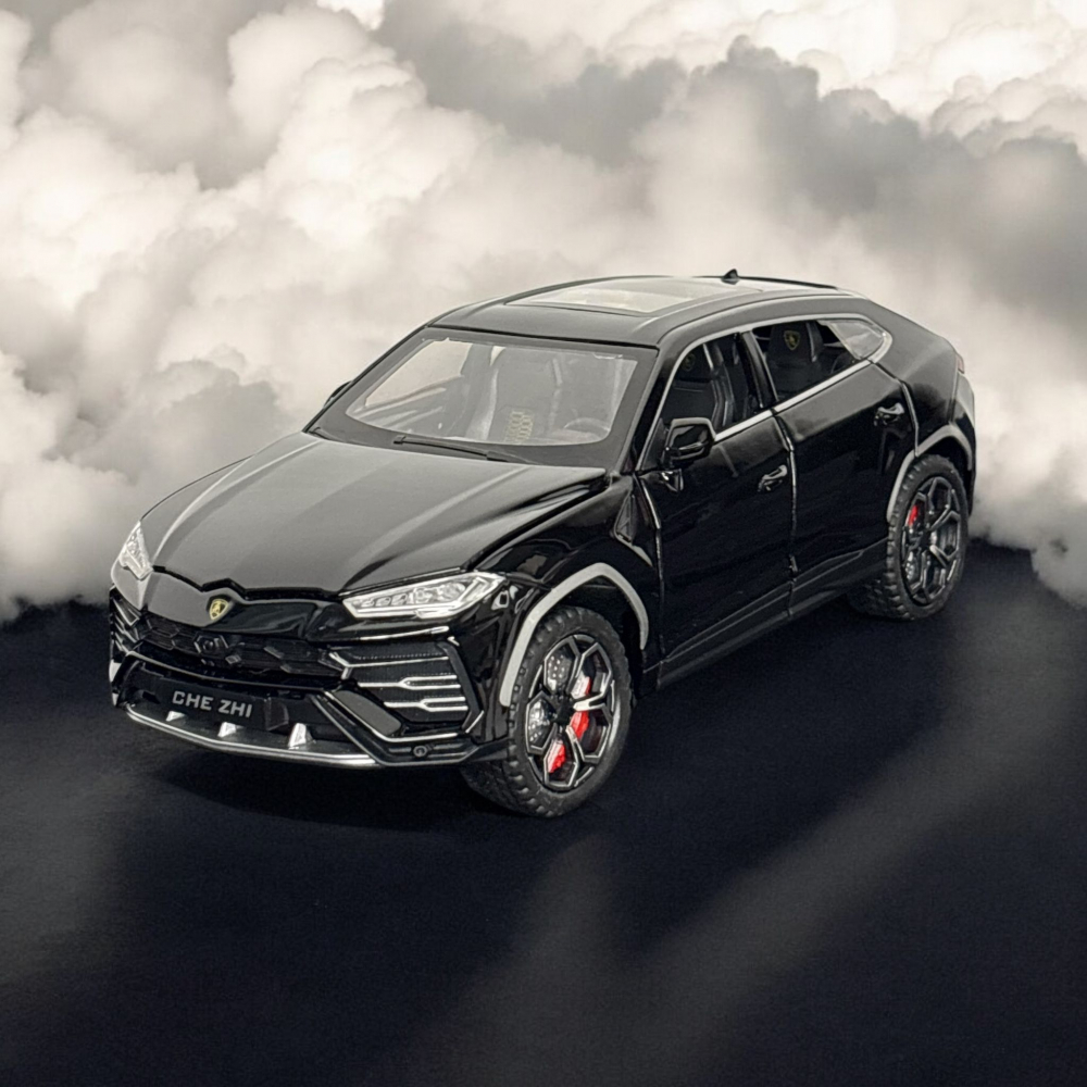 Macheta Lamborghini Urus, Fum pe Baza de Apa, din Metal, cu Lumini si Sunete realistice de Motor si Alarma, cu Functie Pull-Back, cu Functie de Deschidere a Usilor - Negru [3]