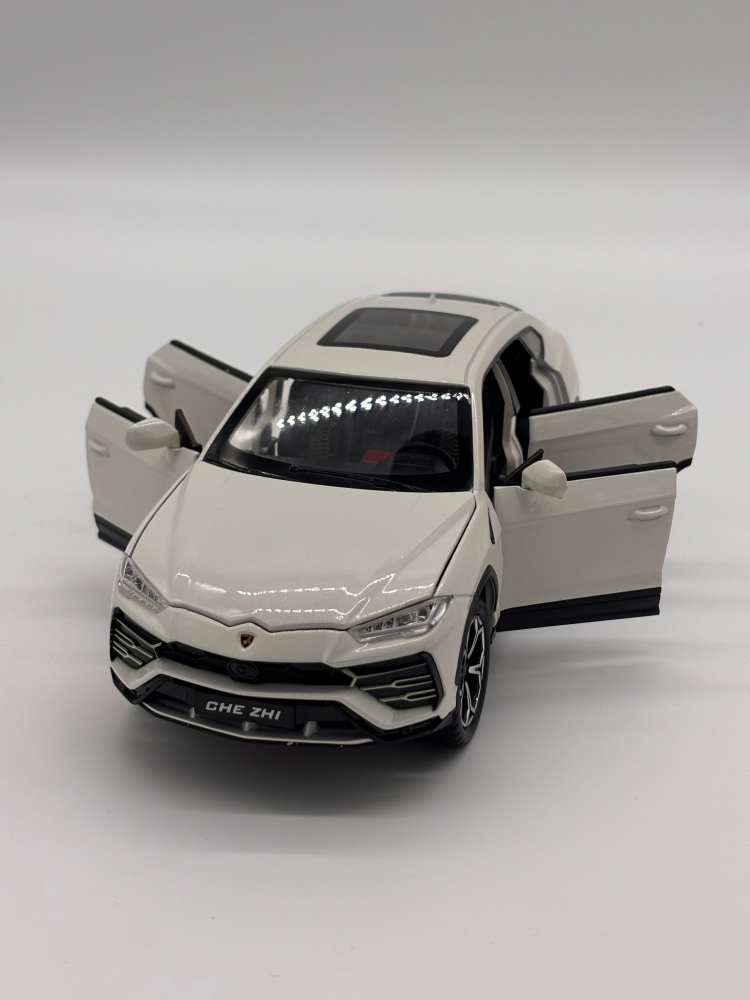 Macheta Lamborghini Urus, Fum pe Baza de Apa, din Metal, cu Lumini si Sunete realistice de Motor si Alarma, cu Functie Pull-Back, cu Functie de Deschidere a Usilor [17]