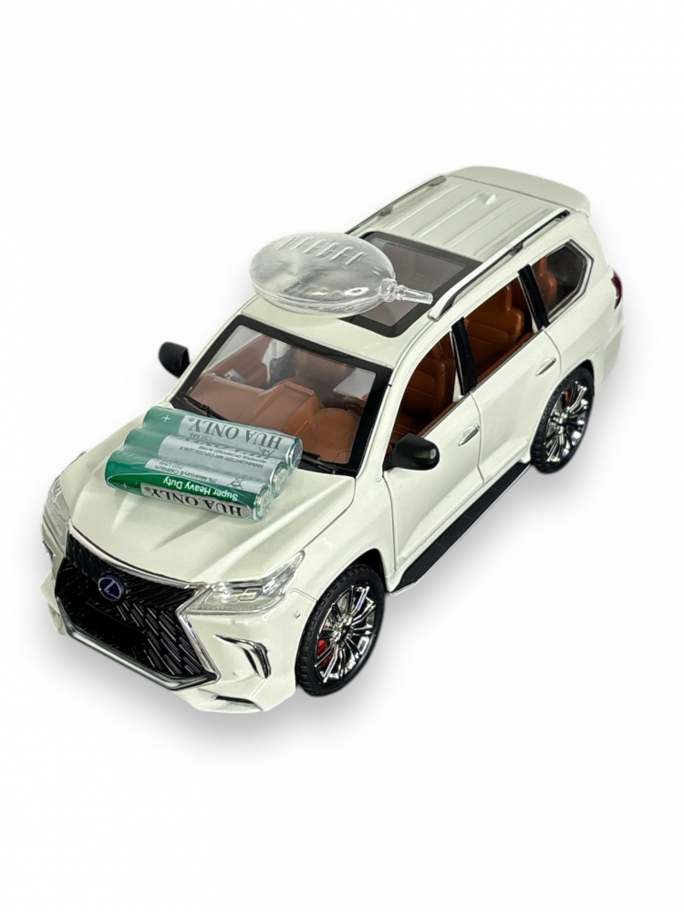 Macheta Lexus LX570, Fum pe Baza de Apa, din Metal, cu Lumini si Sunete realistice de Motor si Alarma, cu Functie Pull-Back, cu Functie de Deschidere a Usilor - Alb [5]