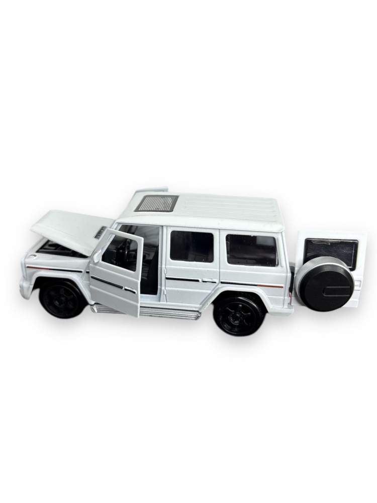 Macheta Mercedes-Benz G Class, din Metal, cu Lumini ( Faruri si Stopuri ) si Sunete realistice de Motor si Alarma, cu Functie Pull-Back, cu Functie de Deschidere a Usilor, Alb [5]