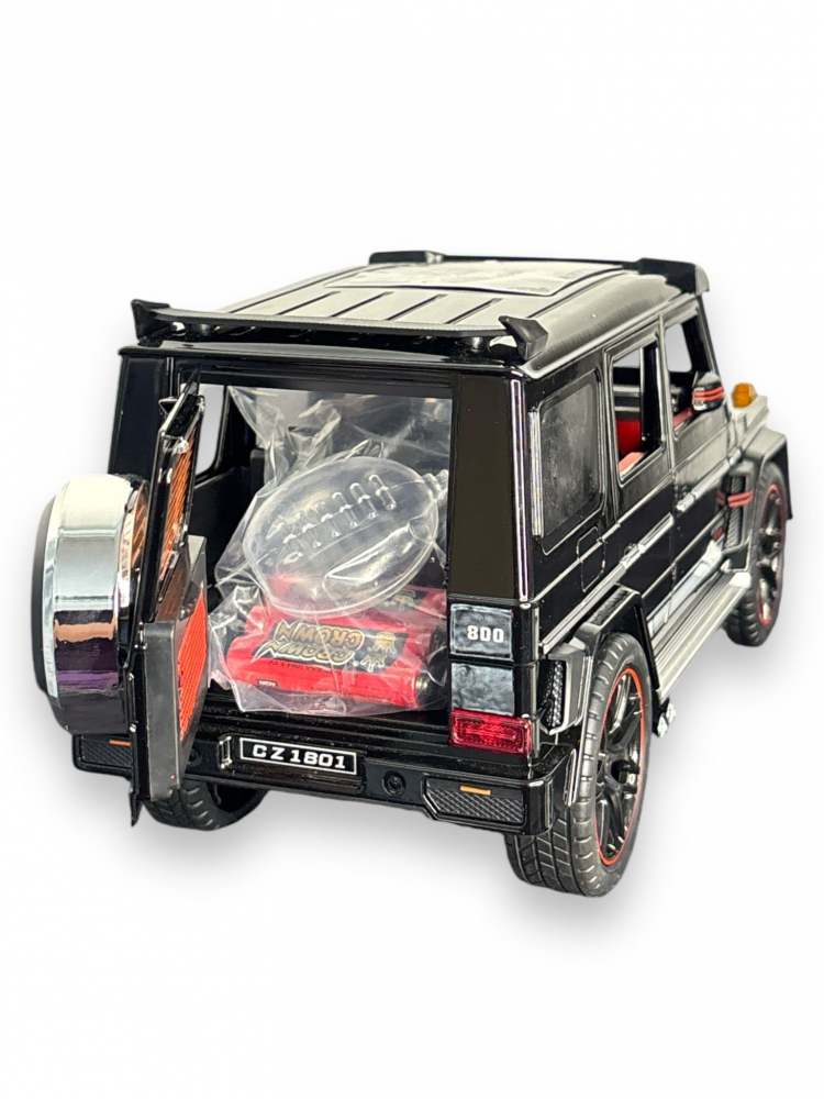Macheta Mercedes G-Class Brabus, Fum pe Baza de Apa, din Metal, cu Lumini si Sunete realistice de Motor si Alarma, cu Functie Pull-Back, cu Functie de Deschidere a Usilor si de Viraj - Negru [4]