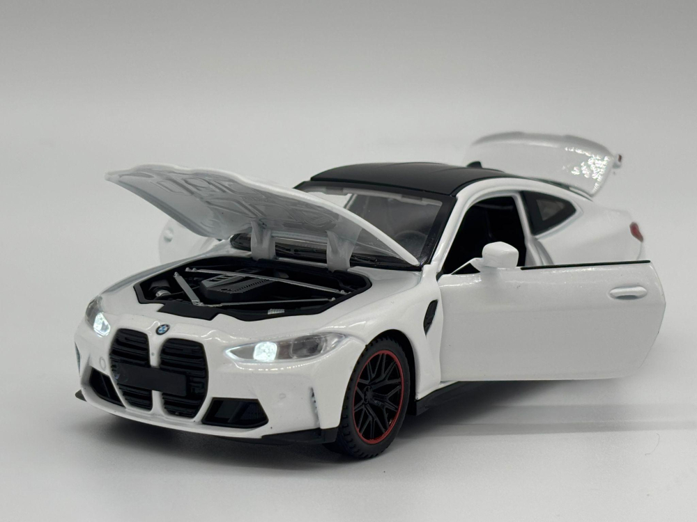 Mașină din Metal BMW M4 G82, 1:32, Functie Pullback, Uși Deschizătoare, Lumini și Sunete, 15 cm [15]