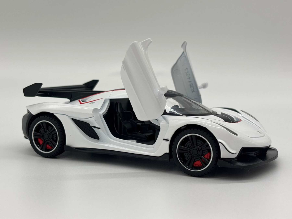 Mașină din Metal Koenigsegg Jesko 1:32, Pullback, Lumini și Sunete, Uși Deschizătoare, 15 cm [11]