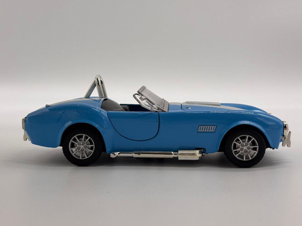 Automacheta Shelby Cobra din Metal – cu Sunete și Lumini, Elemente Mobile (Uși, Capotă, Portbagaj), 16 cm [4]