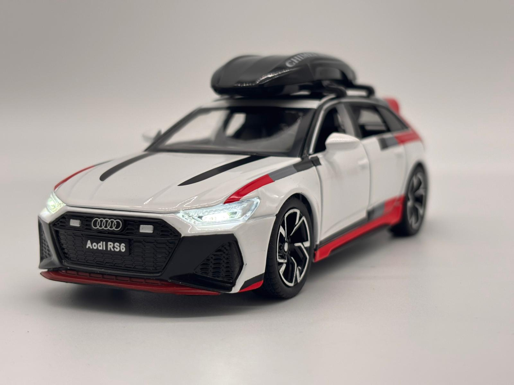 Automachetă Audi RS6 din Metal, 15 cm, Funcție Pull-Back, Uși, Capotă și Portbagaj Deschizătoare, Lumină și Sunet [3]