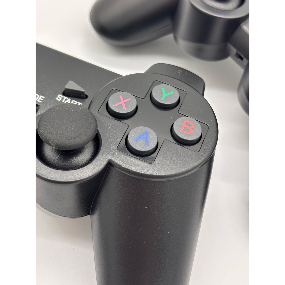 TV Stick Android 8K Ultra HD + HDR + Consola de Jocuri Retro & Moderne – Google Assistant, Chromecast, 10.000+ Jocuri, 2 Joystick-uri Wireless, Telecomanda cu Functie Mouse, HDMI, Netflix, YouTube [16]
