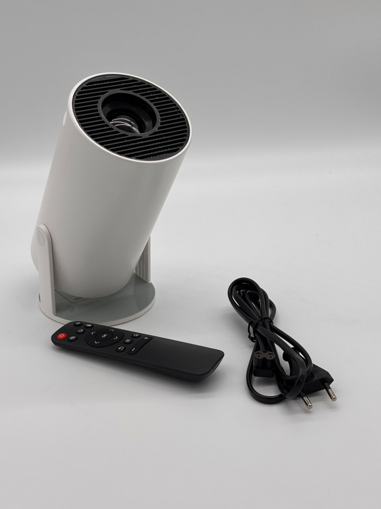 Videoproiector Smart Portabil Model Pro, 5000 Lumeni, 280 ANSI, Android 11, Wi-Fi, Bluetooth, rezolutie Ultra HD, Suport 4K, conexiune HDMI, USB si Mirroring Android/IOS, difuzor integrat, rotire 180° [14]