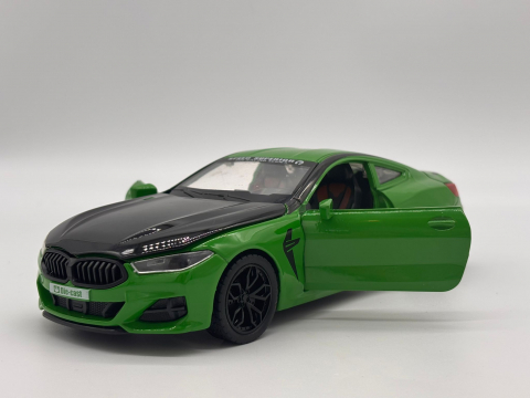 Automacheta BMW M8 Competition – 20 cm, Sunete si Lumini, Elemente Mobile [10]