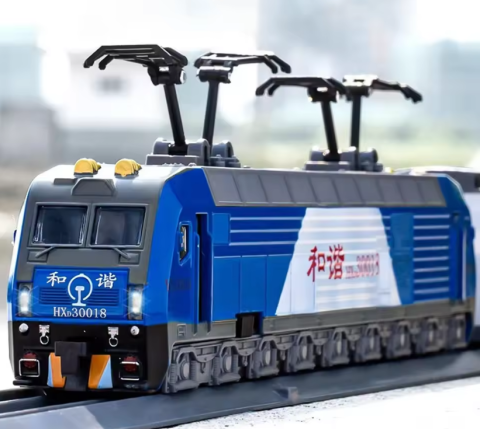 2 Locomotive Electrice cu Vagon din Metal – 70 cm Lungime Totală, Sunete și Lumini, Baterii Incluse [4]