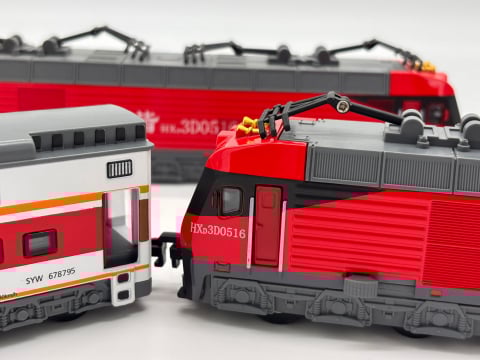 2 Locomotive Electrice cu Vagon din Metal – 70 cm Lungime Totală, Sunete și Lumini, Baterii Incluse [6]