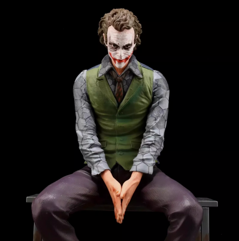 Figurina Joker 24cm – Suport Inclus, Ideală pentru Mașină, Birou sau Carcasa PC – Mască Inclusă [3]