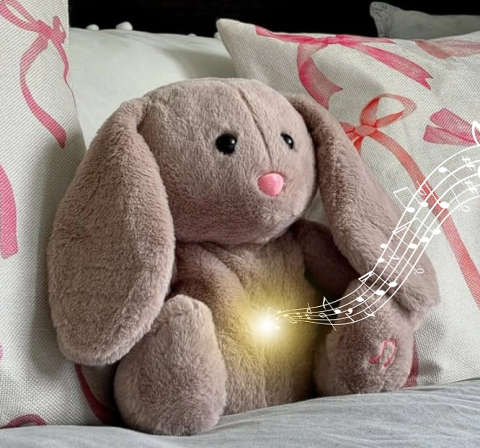 Jucarii de plus - Iepuraș de Plus care Respiră, 30 cm, cu Sunet Real de Respirație, Lumină și Muzică, Jucărie Interactivă Realistă pentru Copii