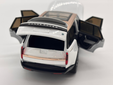 Automachetă Land Rover Range Rover Sport din Metal, 1:32, Funcție Pull-Back, Uși, Capotă și Portbagaj Deschizătoare, Lumină și Sunet, 16.5 cm [17]