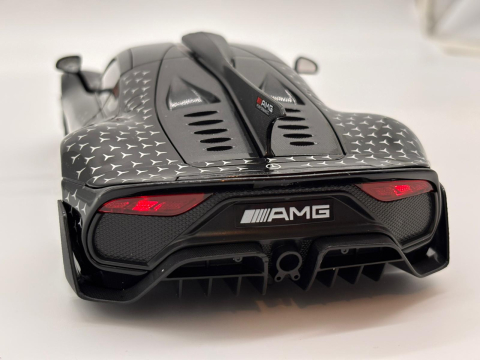 Automacheta Mercedes-Benz AMG One din Metal, 25 cm Usi si Elemente Mobile,Faruri, Stopuri si Bord Interior Luminate, Sunete Realiste, 25 cm, Volan Functional [9]