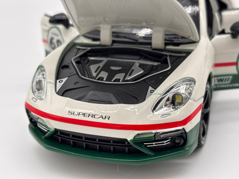 Automachetă Porsche Panamera, 20 cm, Funcție Pull-Back, Uși, Portbagaj și Capotă Deschizătoare, Lumină, Sunet și Efect de Fum (Baterii Incluse) [11]