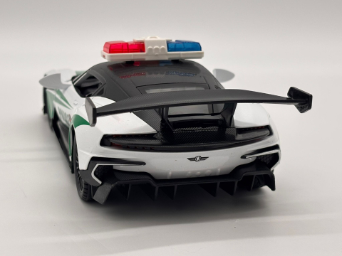 Automachetă Aston Martin Valkyrie Poliție, din Metal, 1:24, 20 cm, Funcție Pull-Back, Elemente Mobile, Sunete și Lumini [2]