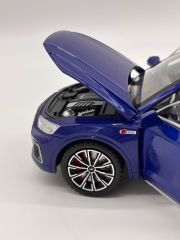 Automacheta Audi Q5 S-Line 45 TFSI, din Metal – 20,5 cm, cu Funcție Pull-Back, Sunete, Lumini și Elemente Mobile [4]