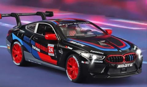 Automachete - Automacheta BMW M8 Competition, din Metal – 16 cm, Sunete și Lumini, Funcție Pull Back si Elemente Mobile