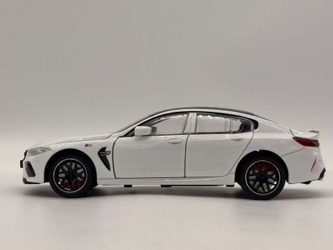 Automachetă BMW M8 Competition Pachet MANHART din Metal, 1:24, Fum pe Bază de Apă, Funcție Pull-Back, Uși, Capotă și Portbagaj Deschizătoare, Lumină și Sunet, 21 cm [9]
