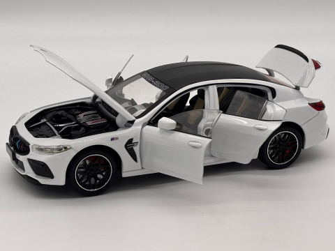 Automachetă BMW M8 Competition Pachet MANHART din Metal, 1:24, Fum pe Bază de Apă, Funcție Pull-Back, Uși, Capotă și Portbagaj Deschizătoare, Lumină și Sunet, 21 cm [4]