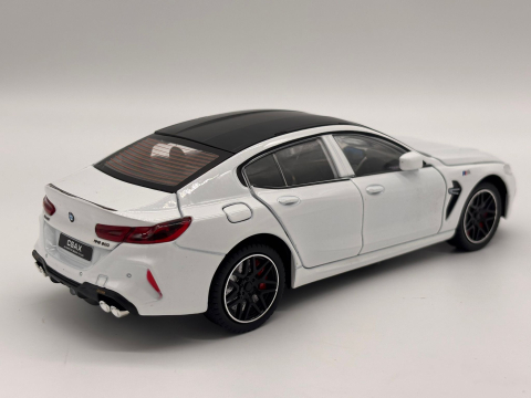 Automachetă BMW M8 Competition Pachet MANHART din Metal, 1:24, Fum pe Bază de Apă, Funcție Pull-Back, Uși, Capotă și Portbagaj Deschizătoare, Lumină și Sunet, 21 cm [6]