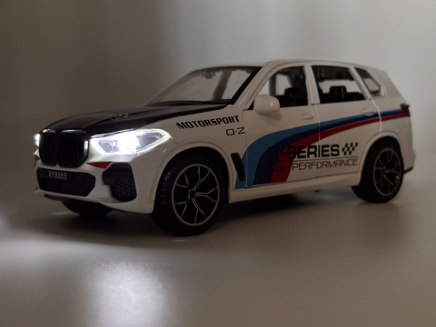 Automacheta BMW X5 M Competition, din Metal, cu Sunete, Lumini, Elemente Mobile, 20 cm [2]