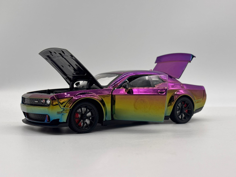 Automachetă Dodge Challenger SRT din Metal, 1:24, Funcție Pull-Back, Uși, Capotă și Portbagaj Deschizătoare, Sunete și Lumini, 20cm [8]