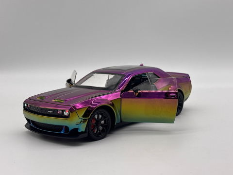 Automachetă Dodge Challenger SRT din Metal, 1:24, Funcție Pull-Back, Uși, Capotă și Portbagaj Deschizătoare, Sunete și Lumini, 20cm [6]