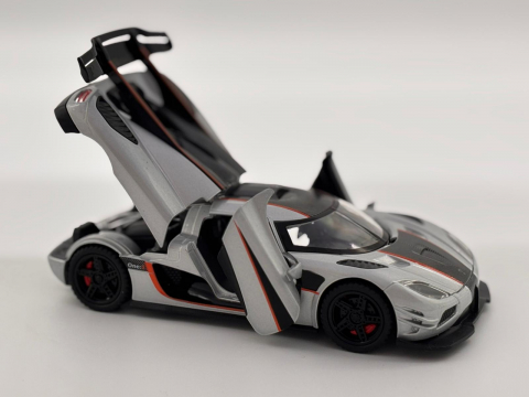 Automacheta Koenigsegg One – Metalică, 15 cm, cu Funcție Pull-Back, Uși și Elemente Mobile, Sunete și Lumini Realistice [2]