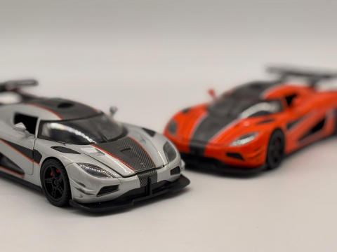 Automacheta Koenigsegg One – Metalică, 15 cm, cu Funcție Pull-Back, Uși și Elemente Mobile, Sunete și Lumini Realistice [6]