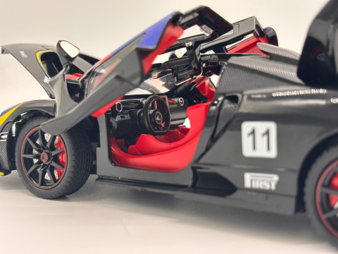 Automachetă McLaren Senna GTR din Metal, 1:24, Funcție Pull-Back, Uși, Capotă și Portbagaj Deschizătoare, Sunete și Lumini, 20 cm [7]