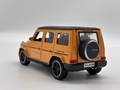 Automachetă Mercedes G-Class din Metal, 1:32, Funcție Pull-Back, Uși și Portbagaj Deschizătoare, Faruri Funcționale, 16 cm [4]